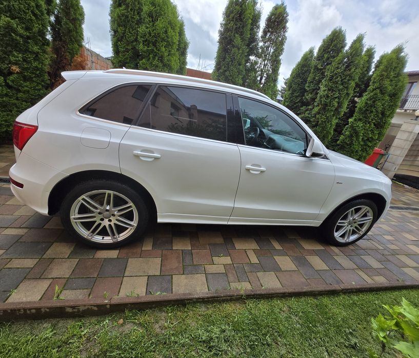 Audi Q 5 2.0 170Cp/3xS-Line din 2011/Posibilitate rate cu avans 0