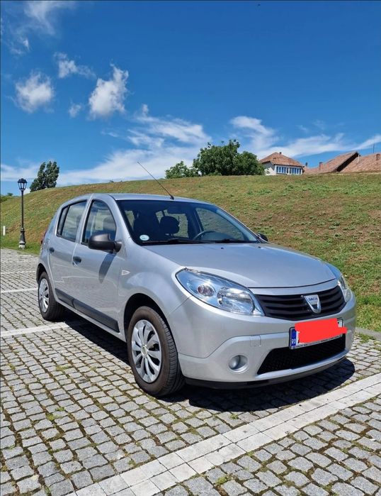 Masina de inchiriat pe GPL pentru naveta, uz personal, delivery, santier | Glovo Bolt Wolt