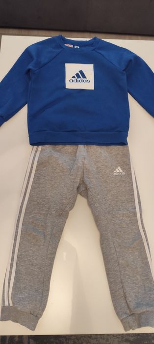 Trening adidas ,marimea 104