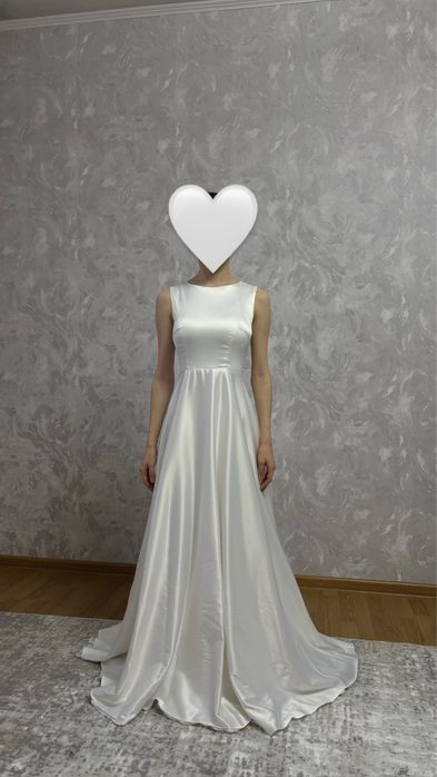 Продам атласное платье