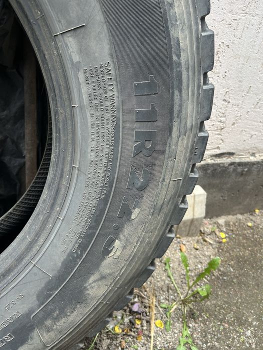Продам резину 11R22.5