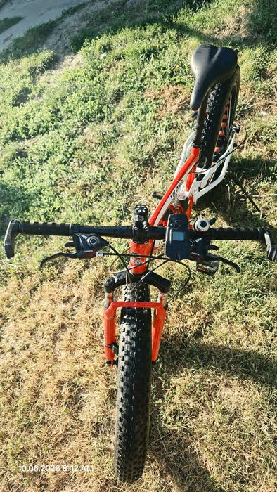 Fatbike YILONG 26x4.0 Full Suspension, cadru 17", frâne pe disc – stare bună