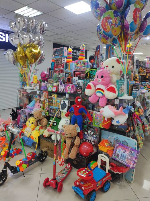 Продаю отдел игрушек