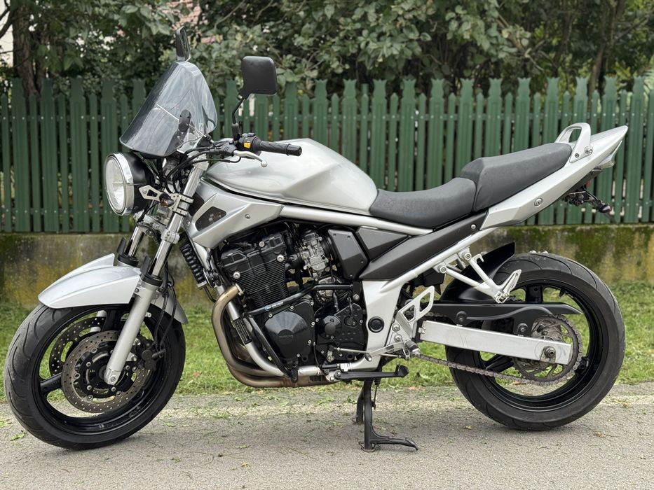 Suzuki Bandit 650 dotat cu ABS (Naked/Hornet/FZ6/GSR)