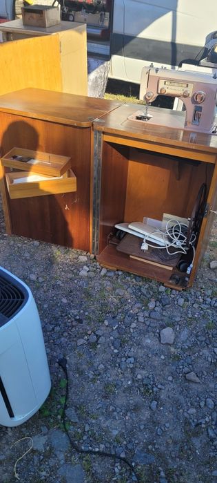 Mașină de cusut Gritzner și electrică și la pedala