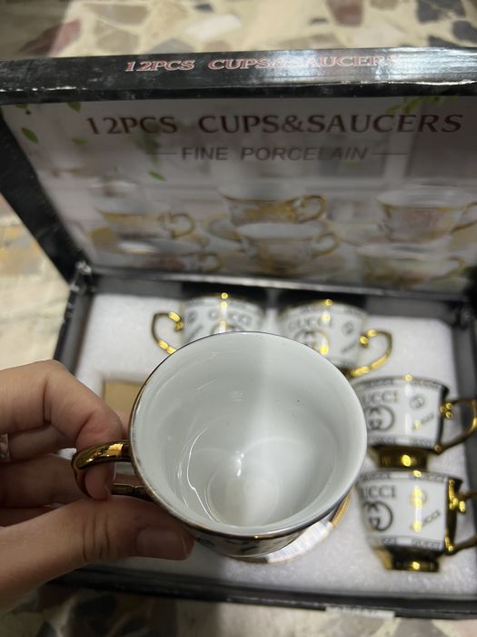 set de 6 cesti si farfurii