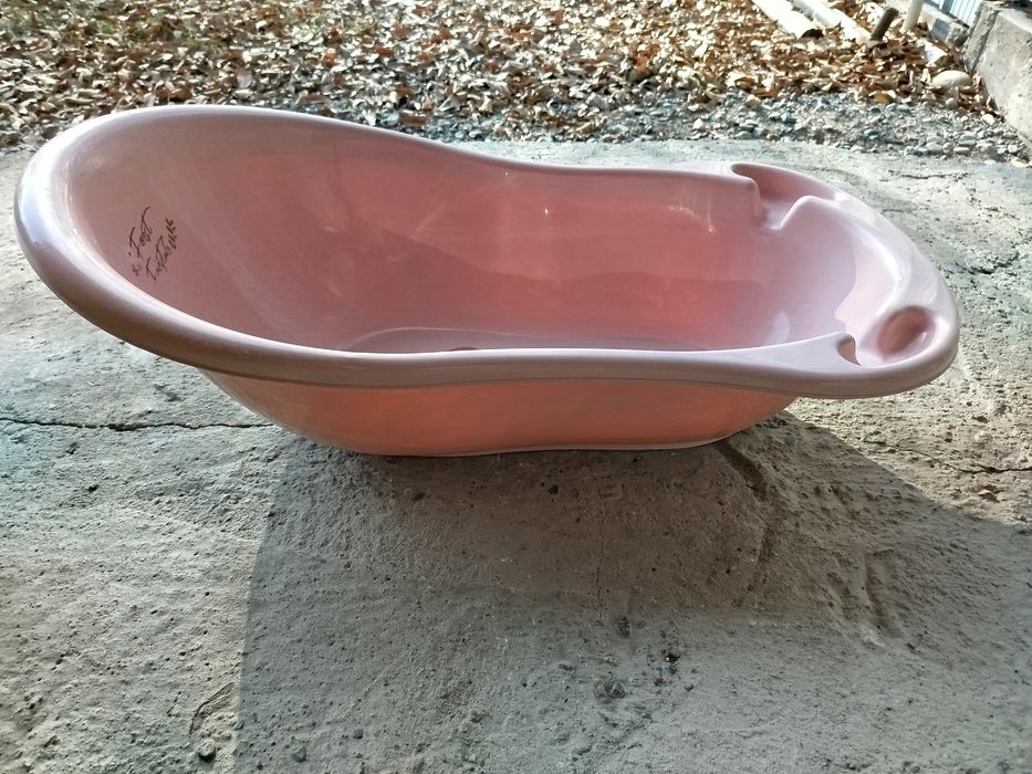 Продам детскую ванну.