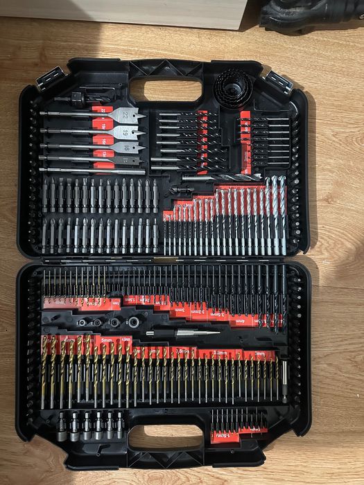 Машини КРАФТРОЯЛ + Комплект Бургии