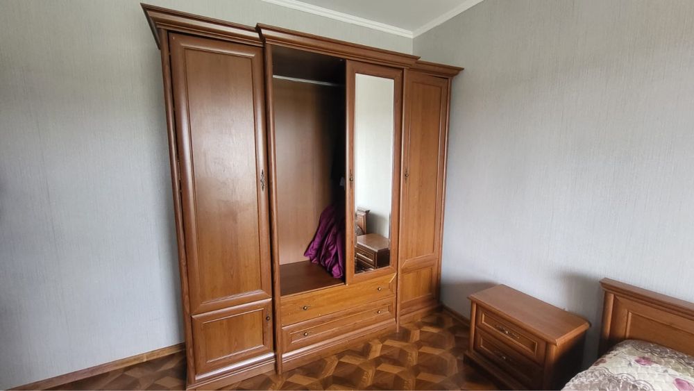Спальный гарнитур