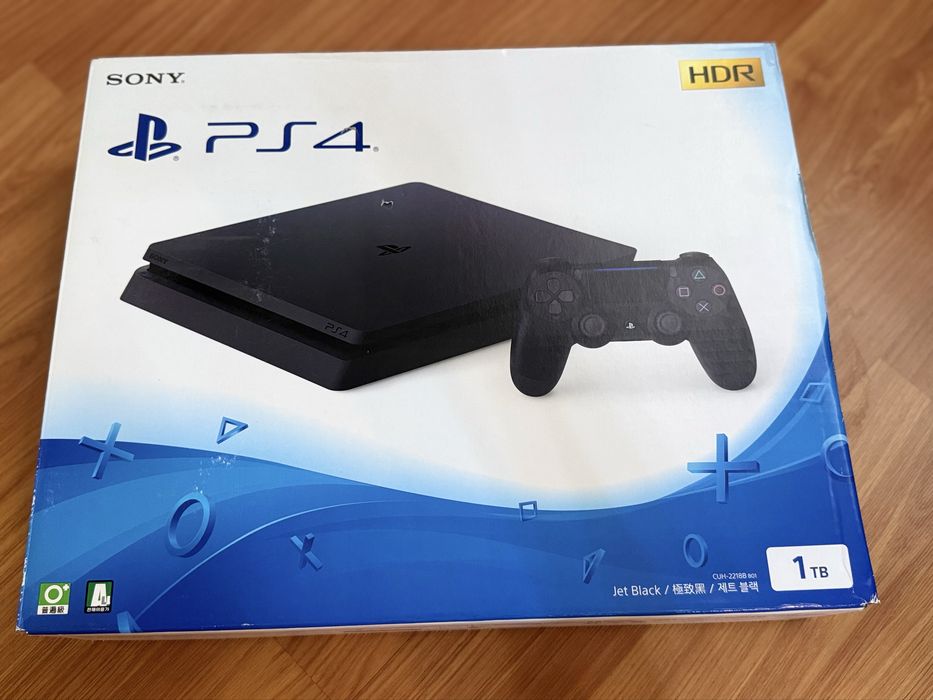 Продам Sony PlayStation 4 Slim 1 TB