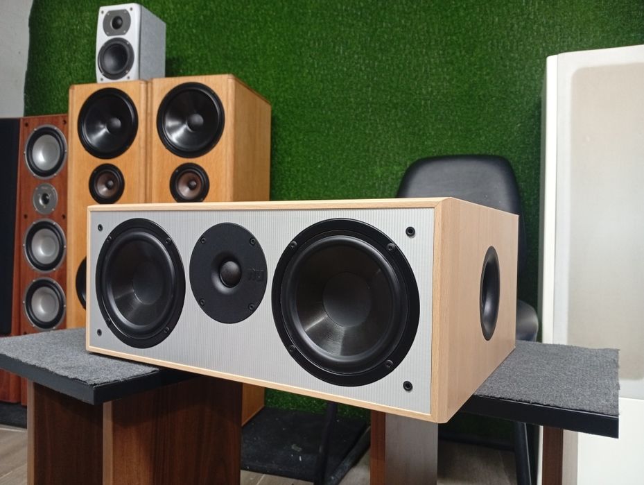 Център NUBERT nuBox CS-330