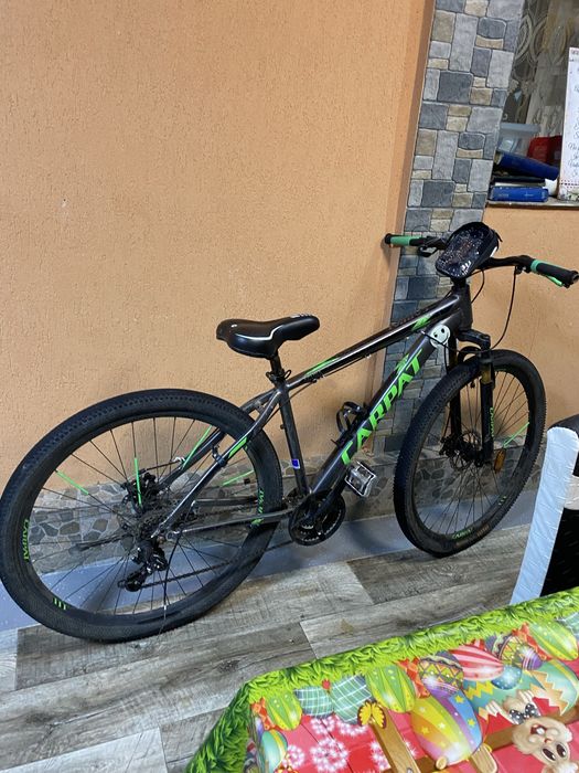 Vând bicicleta carpat acura