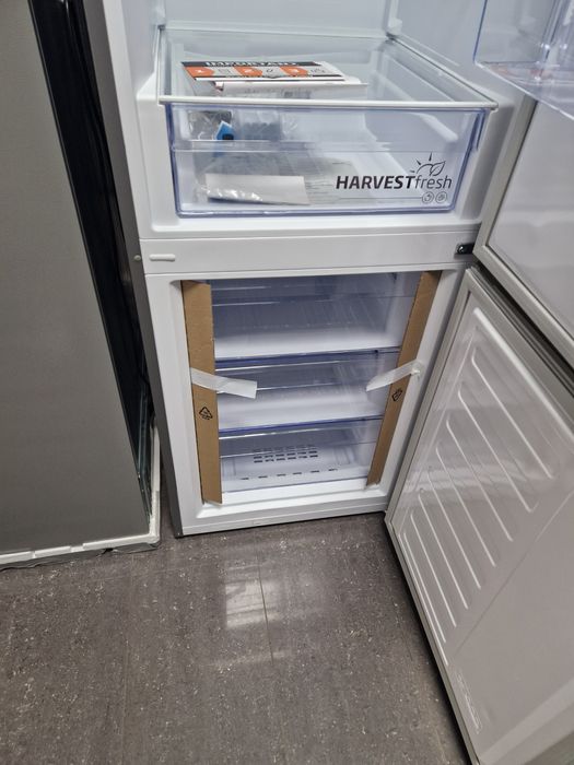 Хладилник с фризер Beko 200 см А++