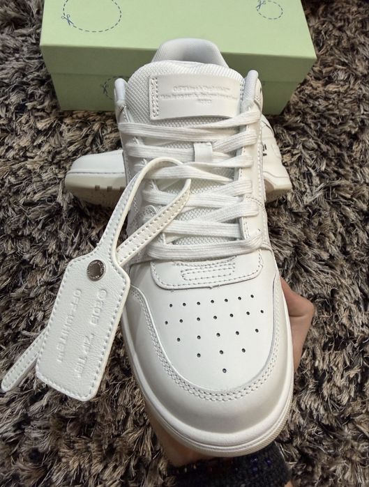 Adidasi off white albi low top