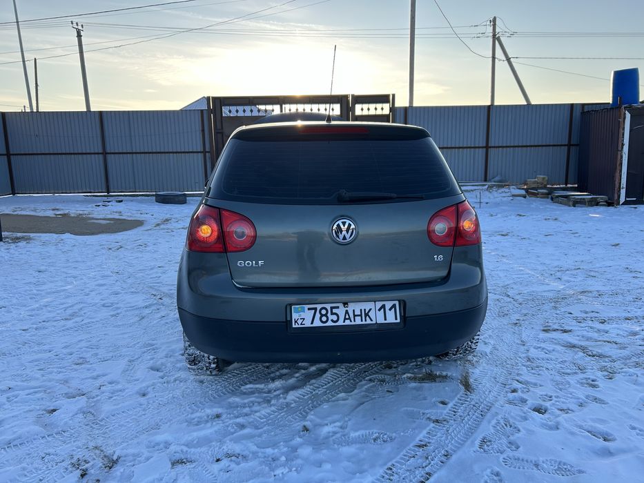 Срочно сатам гольф 5 2007 автомат