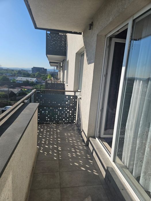 Inchiriez apartament pe Oasului 86-90
