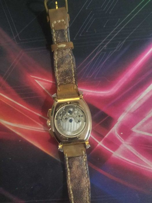 Продам оригинальные часы