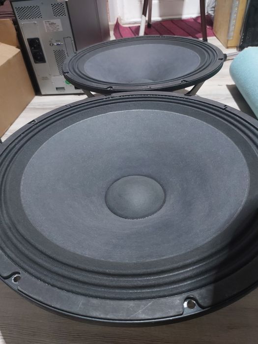 Electro Voice 18 дюйм