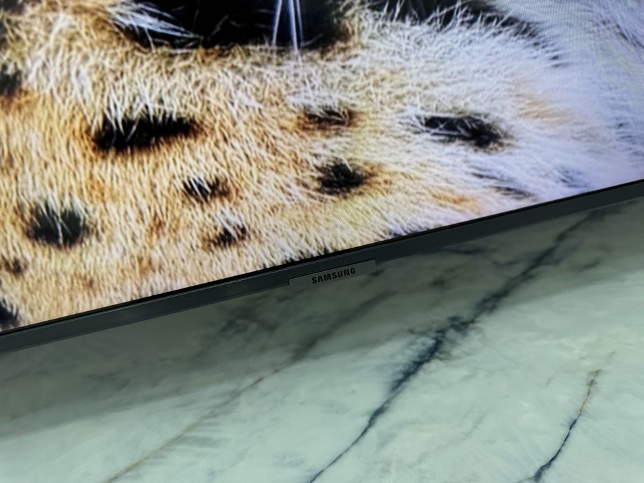 Продам телевизор Samsung 65
