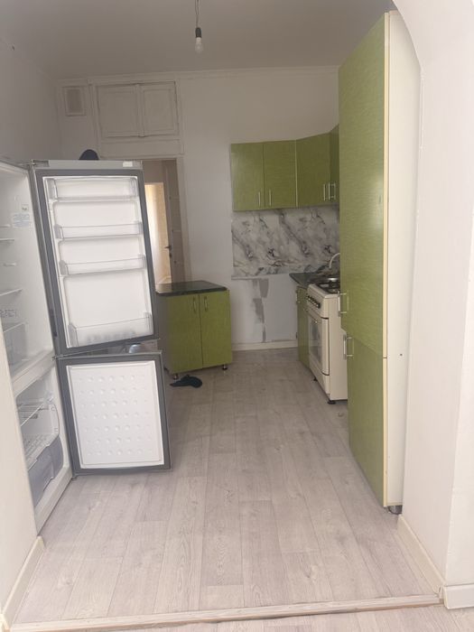 Мерей 11 үйден 3 бөлмелі пәтер жалға беріледі . 4 қабат