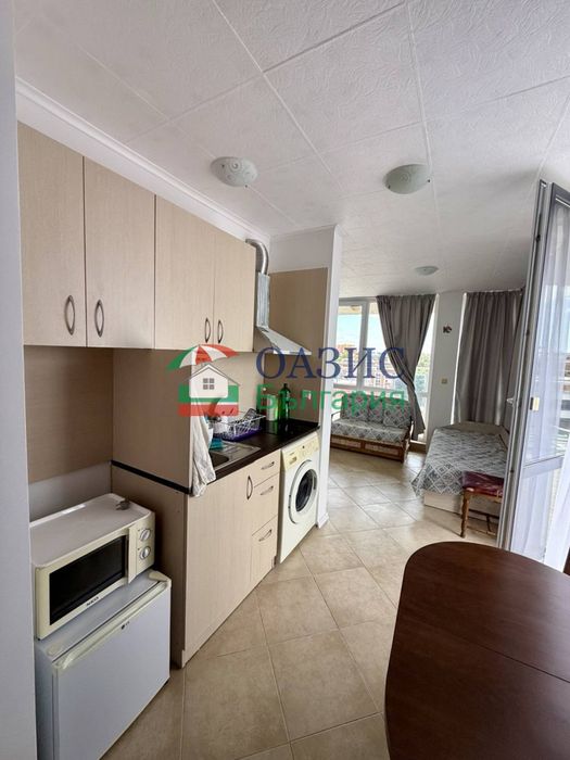 Студио с нисъка такса и просторна тераса, 6т. , 63.83 кв. м., Слънчев Бряг, България, цена 50 000 евро