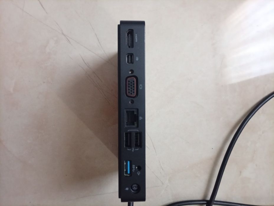 Stație docking Dell WD15 USB-C K17A 

Descriere:
