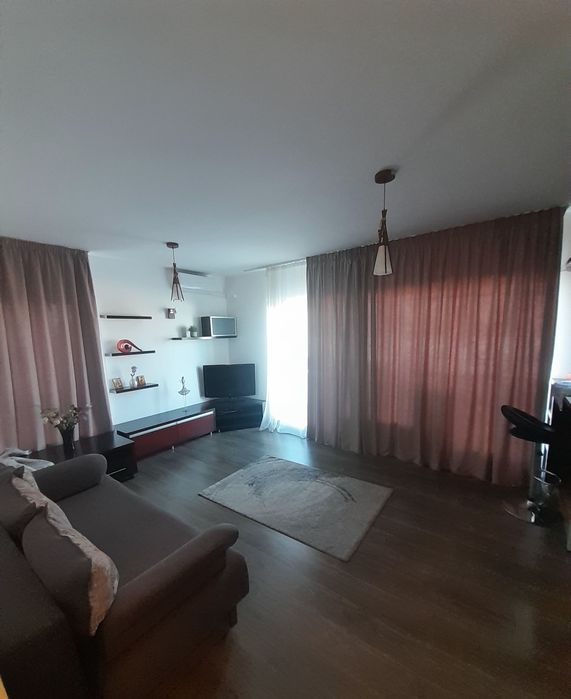 Inchiriez Apartament