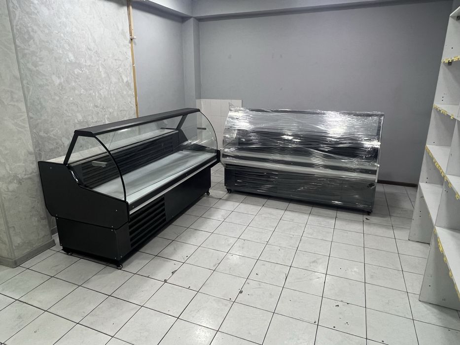 Витрина холодильник