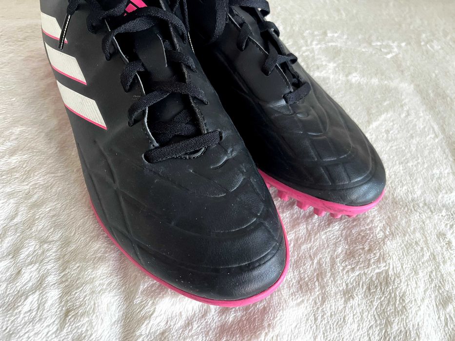 Ghete Fotbal Adidas Copa, Mărimea 42 2/3 (27 cm), crampoane roz, ca noi