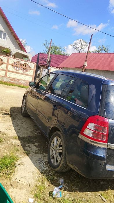 Opel zafira 2012  1.7cdti 7 locuri