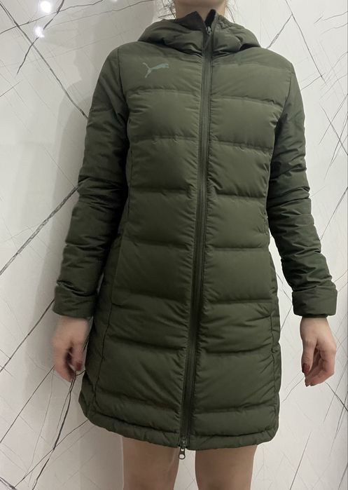 Продам пуховик puma