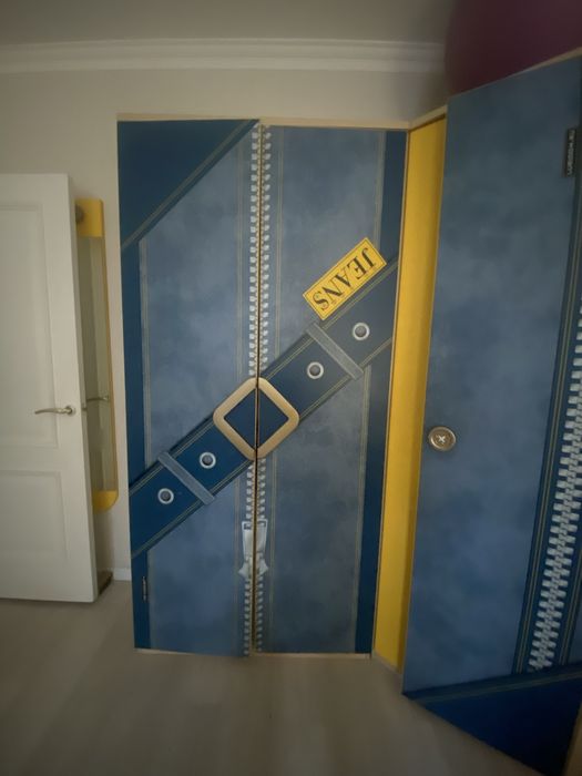 Шкаф jeans б/у продам