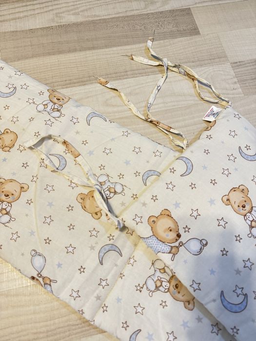 Set patut bebe: laterale/protectii patut perna pilota