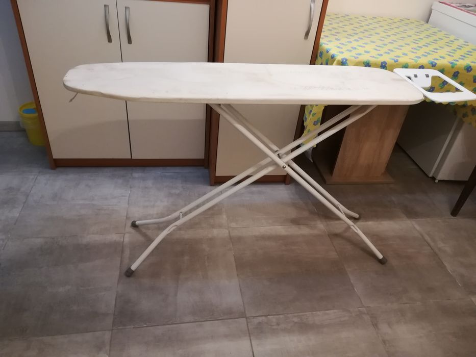 Дъска за гладене без калъф