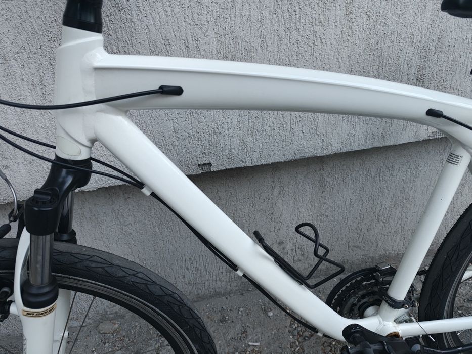 Bicicleta BMW 26 zoll alb perlat marime 175-185 cm Shimano Alivio 24 viteze