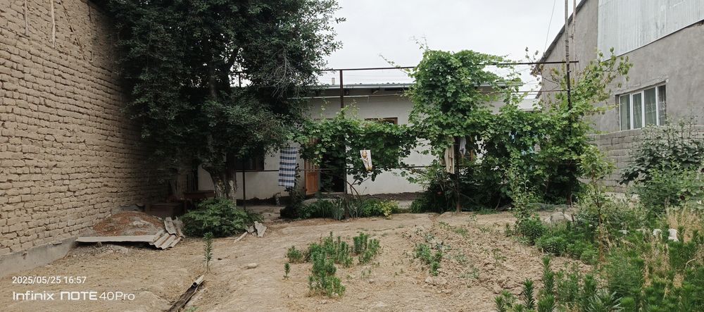 3 sotix Yer sotiladi Nazarbek