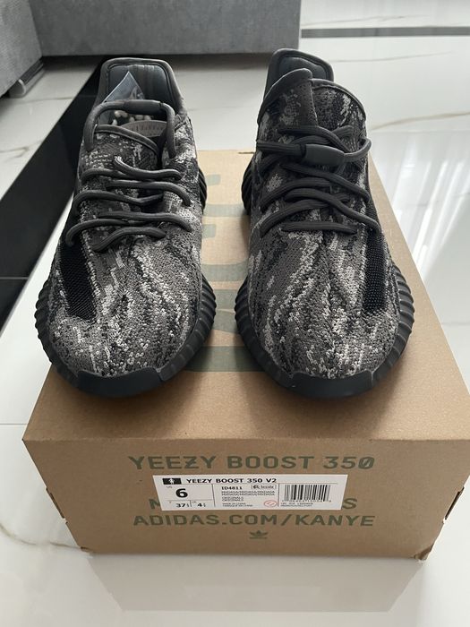 Yeezy Boost 350 dark salt Mărimile 37 1/3, 38, 39 1/3 predare personala cluj napoca
