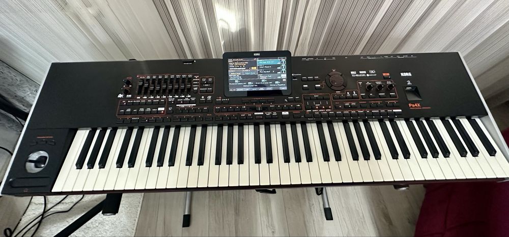 Korg pa4 x international 76 key