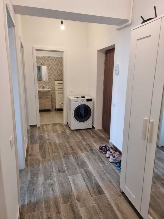 Apartament decomandat 2 camere, mobiliat si utilat, include loc parcare