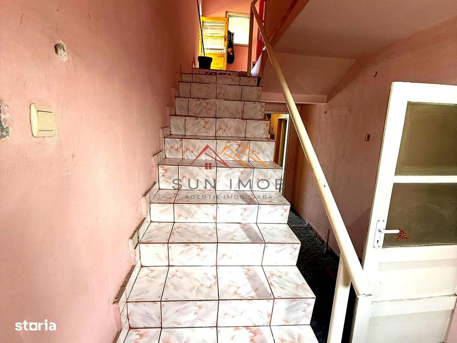 Casă P+1E cu teren generos de 697 mp, zona foarte buna Campina, PH