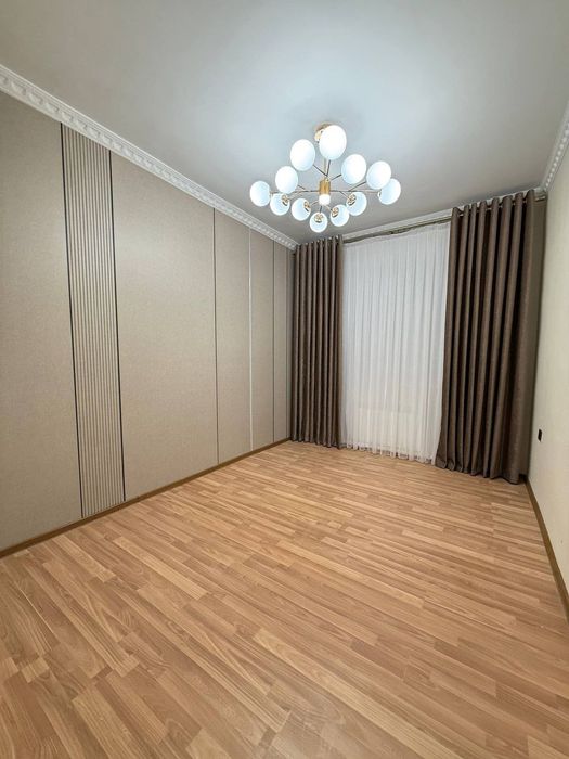 Продаётся квартира Юнусабад 8кв 2/4/9