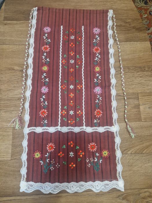 Престилка от старинна тракийска носия