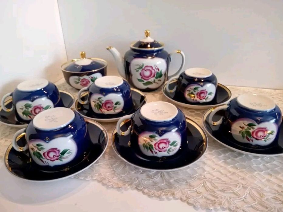 Руски порцелан. Сервиз за чай