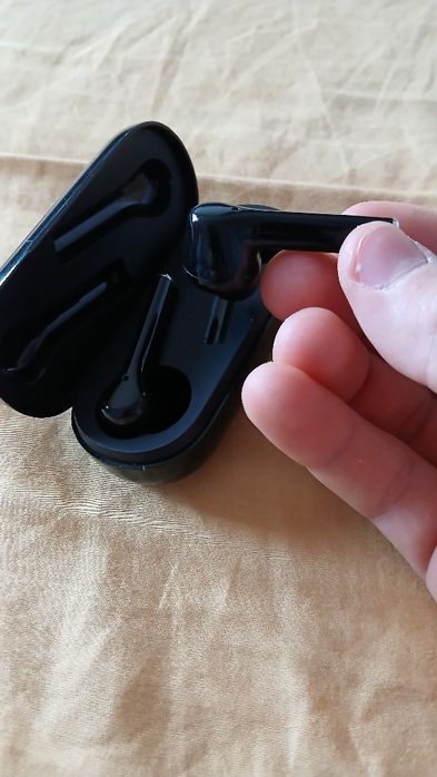 Căști HUAWEI negru