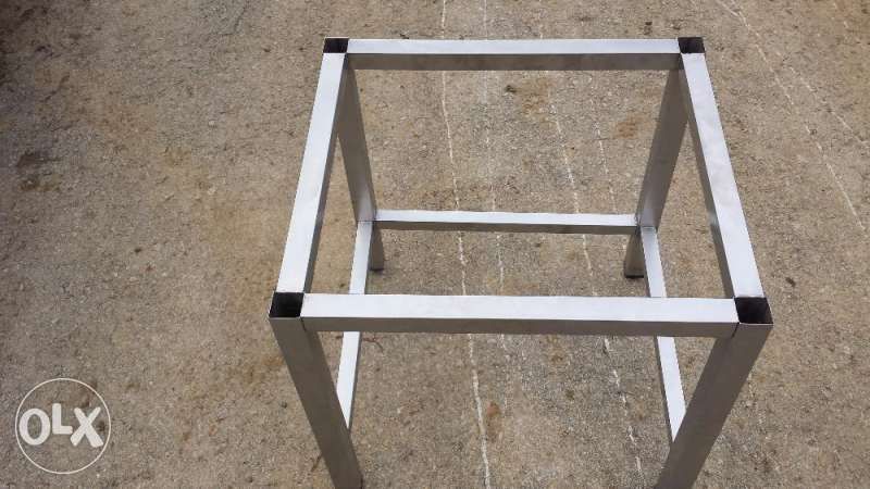 стойка за ковектомат