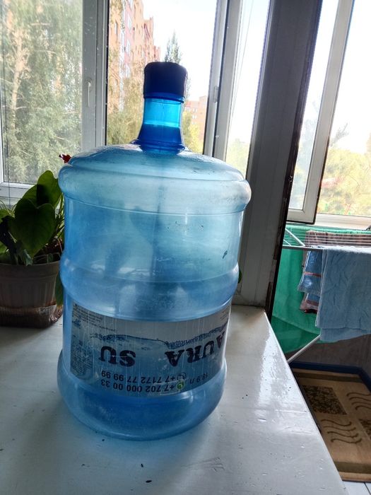 Бутылка для питевой воды