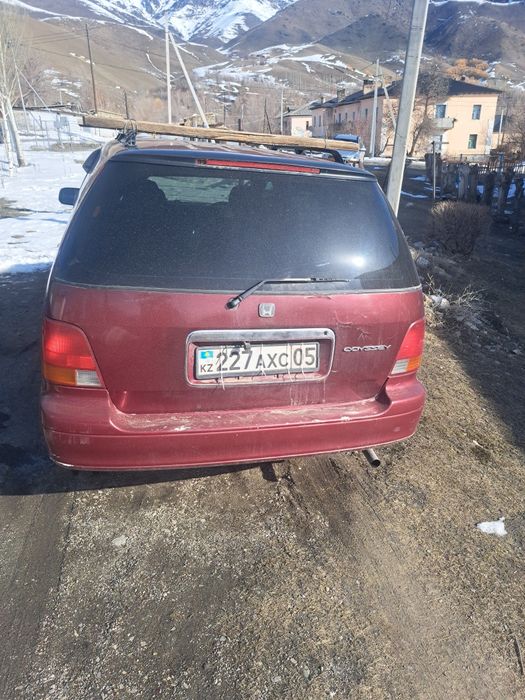 Продам Хонда одиссей