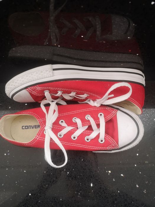 Converse Rosii - Marimea 34