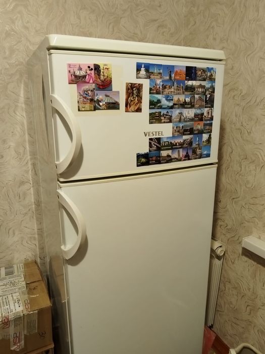 Продам холодильник