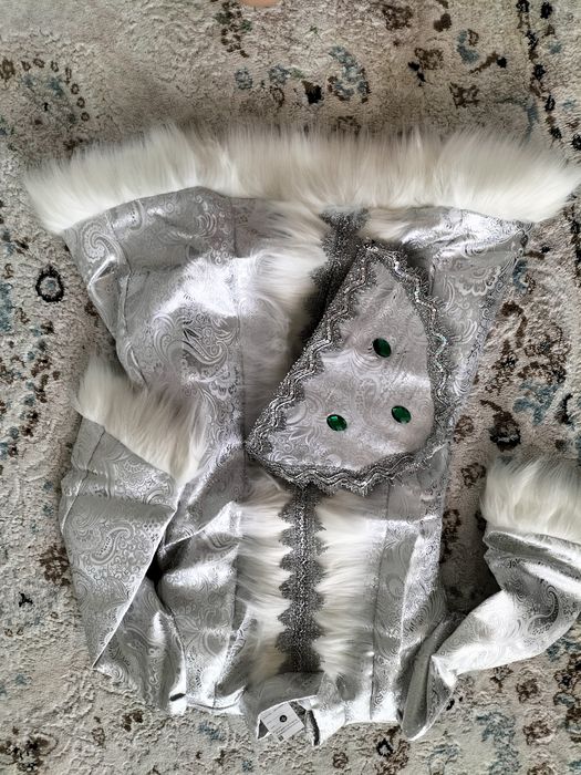 Продам костюм для новогодних праздников